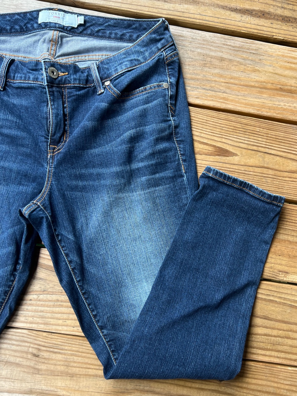 TORRID Mid Rise Boyfriend Jeans Size 12 - Picture 6 of 10